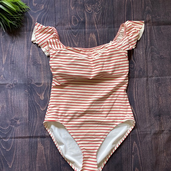 Vince Camuto Other - Vince Camuto Swim Size 10 👙